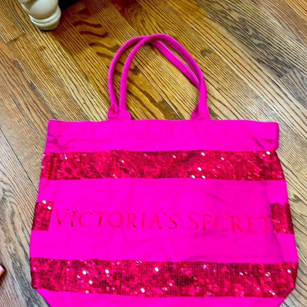 Pink brand canvas vintage tote bag with sequence with inside zipper compar